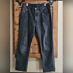 Levi's 501 Womens Black High Rise Cropped Distressed Hem Jeans Size W32L28